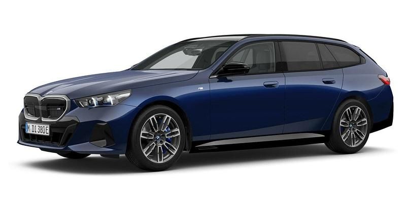 Blau Gebraucht 2024 BMW i5 Comfort Edition Limousine | 80.008 € (Fairer Preis) - Bild 1/4