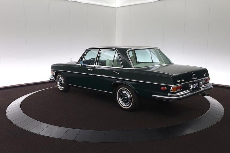 Gebraucht Mercedes 280 190 PS (139 kW) 1971 Grün Limousine