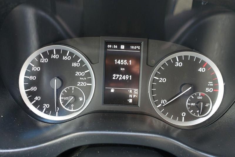 Gebraucht Mercedes Vito 163 PS (119 kW) 2019 Weiß Van