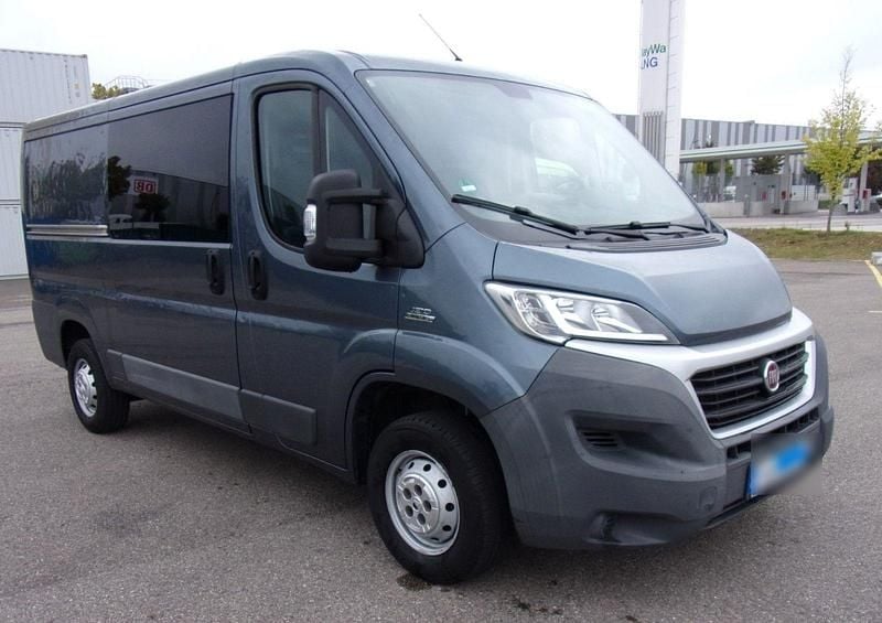 Grau Gebraucht 2015 Fiat Ducato Van | 13.900 € (Superpreis) - Bild 1/4