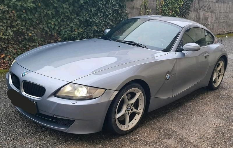 Grau Gebraucht 2007 BMW Z4 Coupé | 9.899 € (Fairer Preis) - Bild 1/4