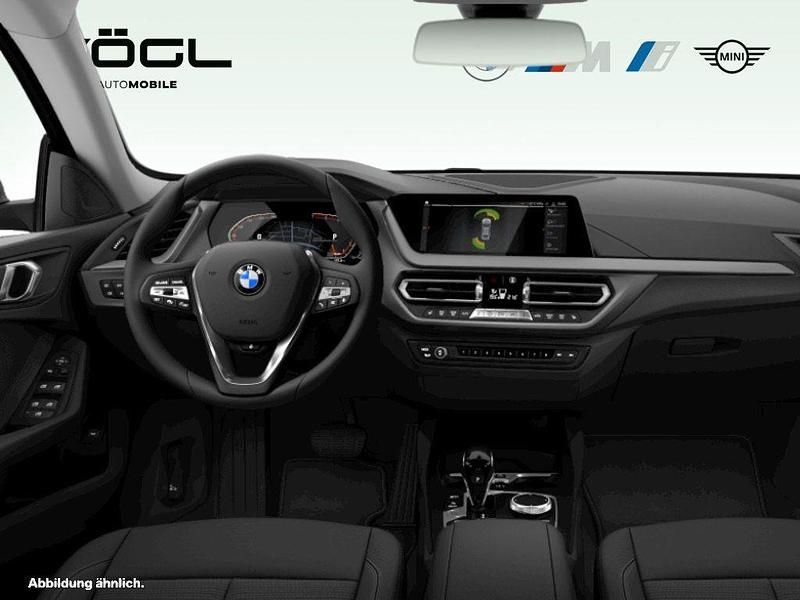 Gebraucht BMW 218 Advantage 136 PS (100 kW) 2024 Skyscraper grau Coupé