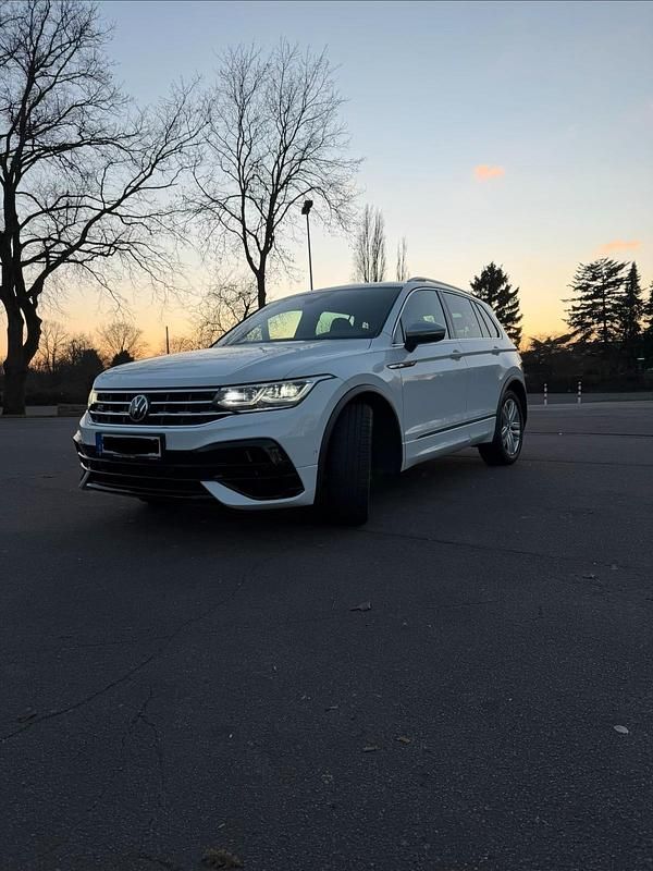 Gebraucht VW Tiguan R 320 PS (235 kW) 2021 Weiß SUV