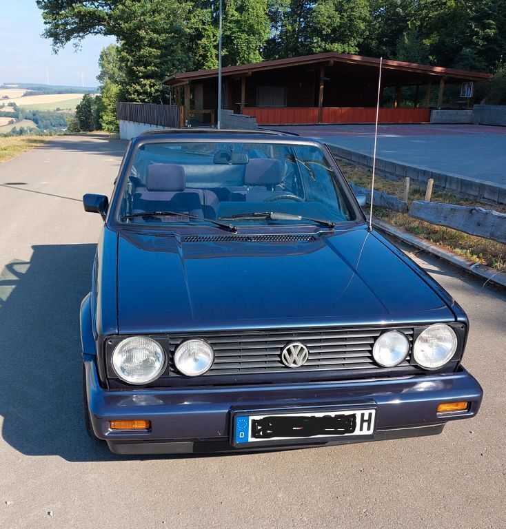 Blau Gebraucht 1989 VW Golf Cabriolet Cabrio | 10.990 € - Bild 1/4
