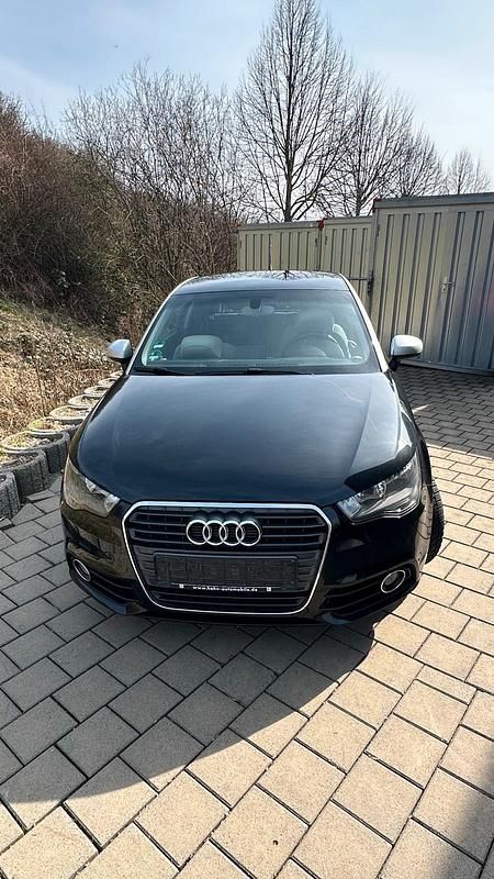 Używany Audi A1 65 KM (47 kW) 2011 Czarny Hatchback