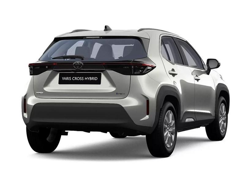 Neu Toyota Yaris Hybrid 116 PS (85 kW) 2026 Shimmering silver metallic