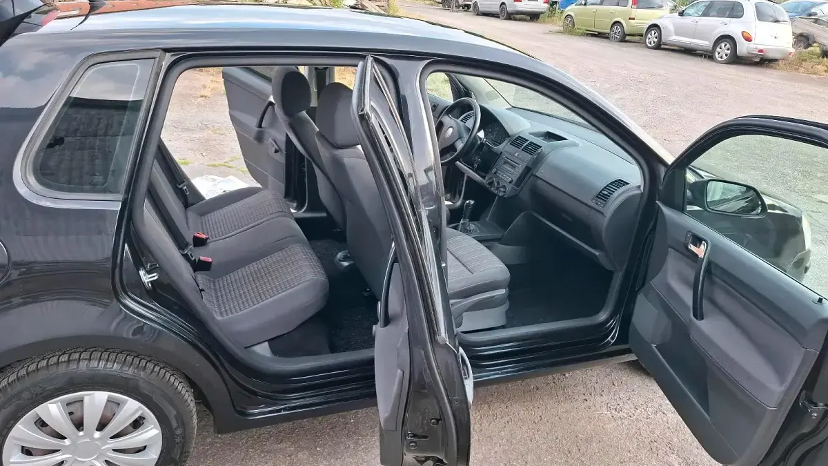 Gebraucht VW Polo 70 PS (51 kW) 2008 Schwarz Kleinwagen