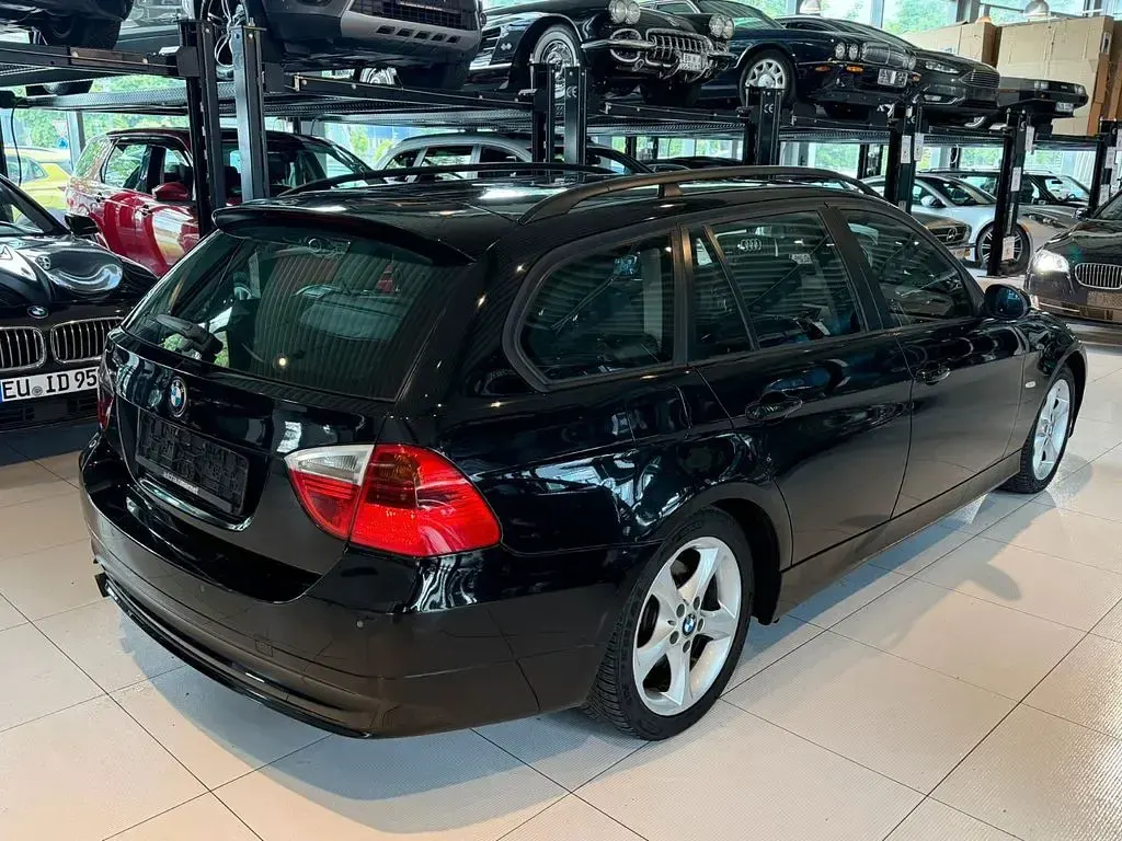 Gebraucht BMW 320 Performance 163 PS (119 kW) 2006 Schwarz Limousine