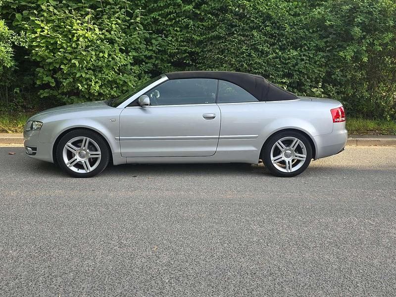 Silber Gebraucht 2007 Audi A4 Cabriolet Cabrio | 9.995 € (Etwas zu teuer) - Bild 1/4