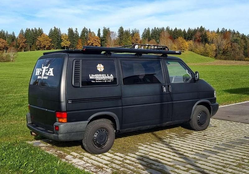 Gebraucht VW T4 88 PS (64 kW) 1999 Schwarz Van