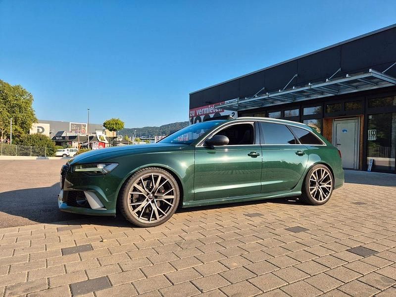 Grün Gebraucht 2018 Audi RS6 Performance Kombi | 63.980 € (Superpreis) - Bild 1/4
