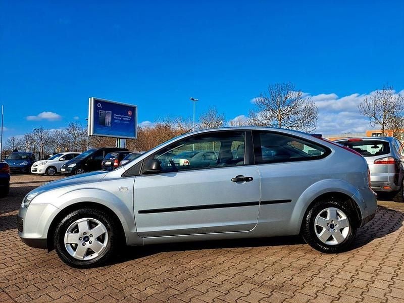 Gebraucht Ford Focus 101 PS (74 kW) 2005 Grau Limousine