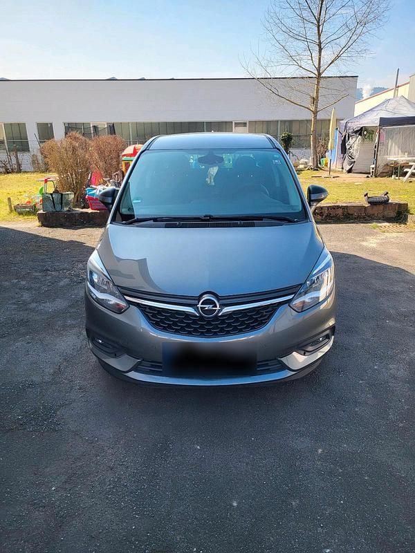 Gebraucht Opel Zafira 130 PS (95 kW) 2017 Van / Kleinbus