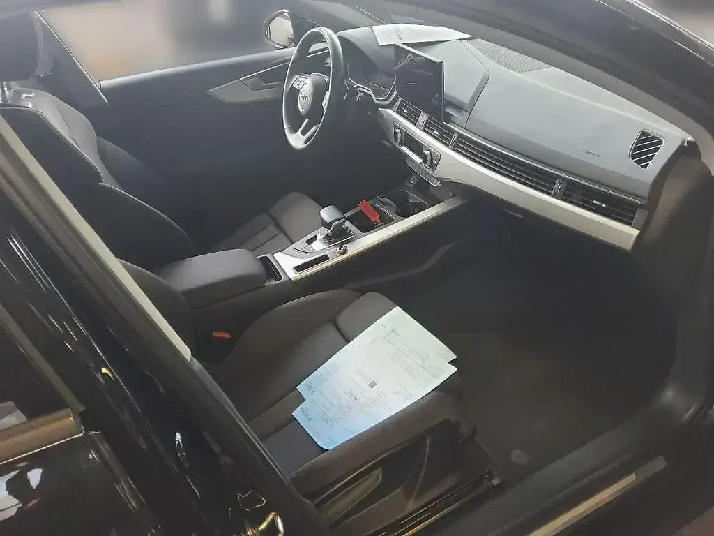 Gebraucht Audi A4 Business 150 PS (110 kW) 2023 Schwarz Kombi