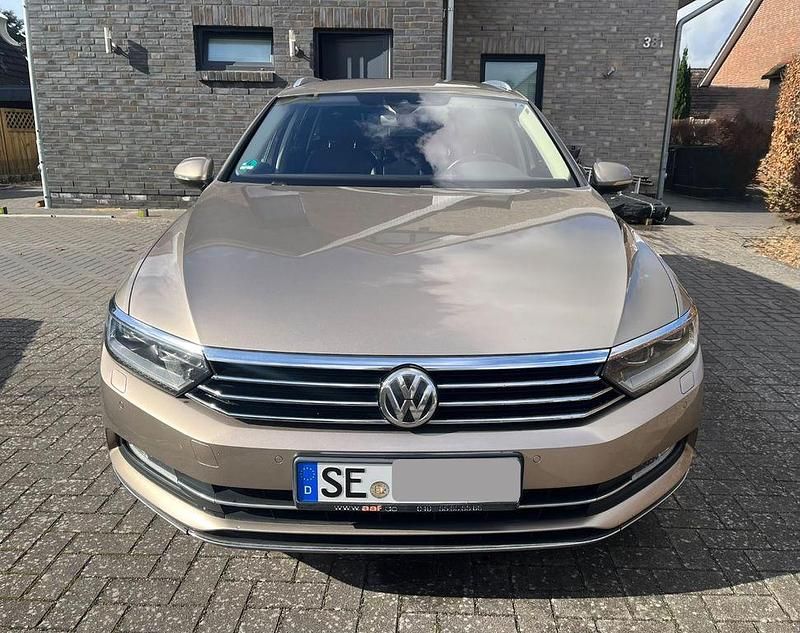 Gebraucht VW Passat Highline 190 PS (139 kW) 2015 Gold Kombi