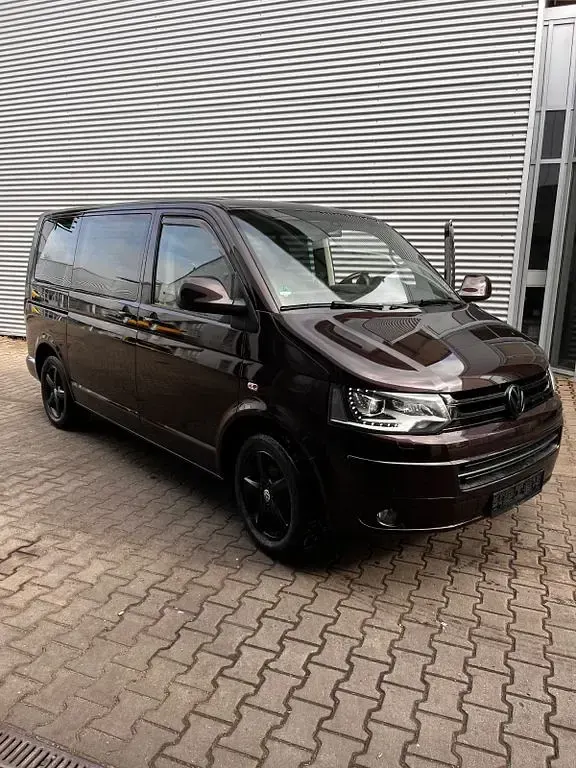 Gebraucht VW Multivan 140 PS (102 kW) 2015 Violet Van / Kleinbus