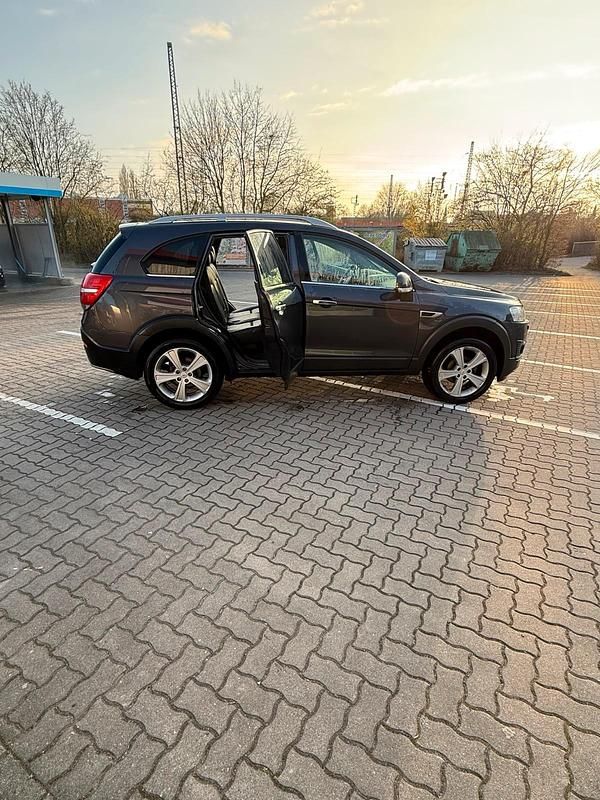 Gebraucht Chevrolet Captiva 184 PS (135 kW) 2014 Grau SUV