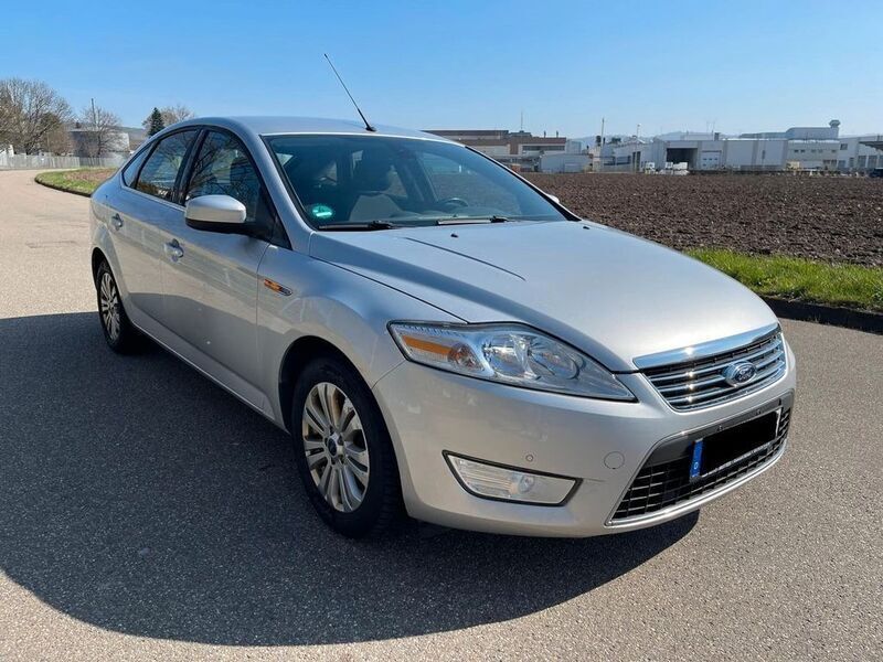 Gebraucht Ford Mondeo Ghia 160 PS (117 kW) 2009 Silber Limousine