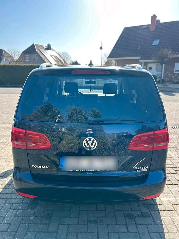 Gebraucht VW Touran Comfortline 140 PS (102 kW) 2015 Blau Van / Kleinbus