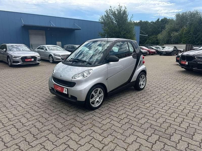 Silber Gebraucht 2011 Smart ForTwo Coupé Coupé | 4.850 € (Guter Preis) - Bild 1/4