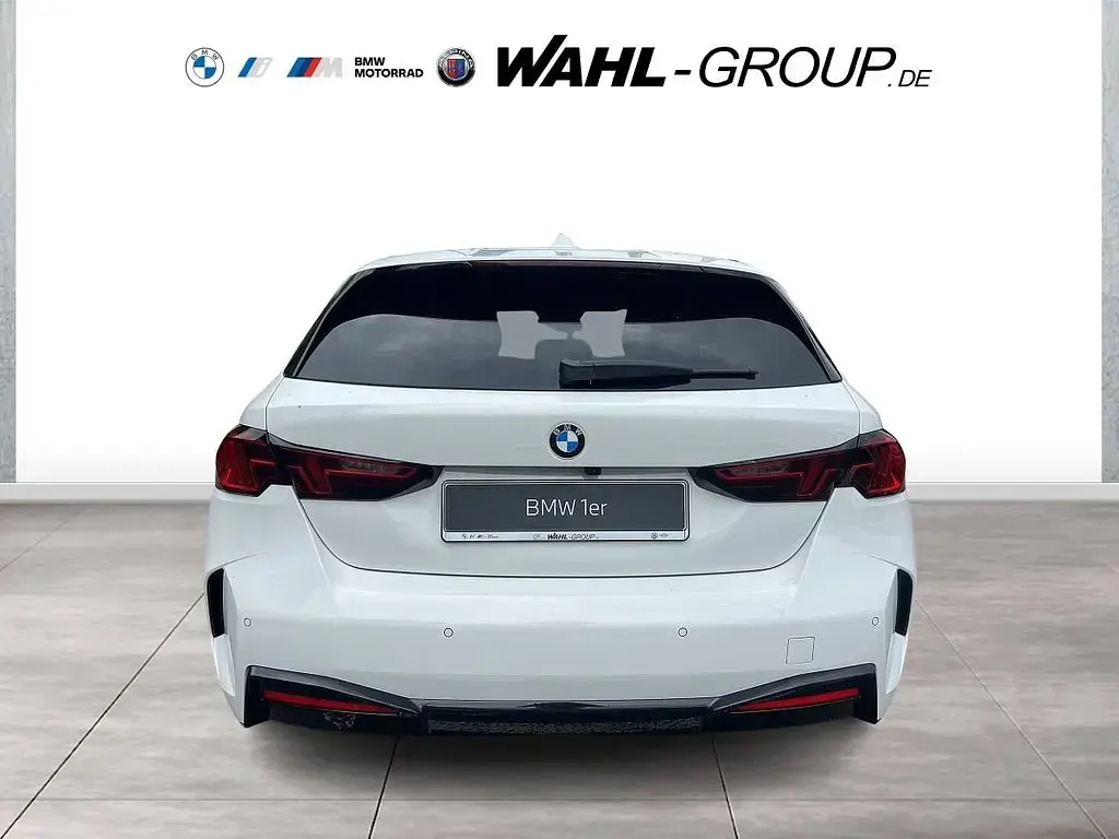 Neu BMW 120 Sport Line 170 PS (125 kW) 2026 Weiß Kleinwagen