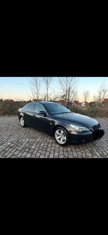 Schwarz Gebraucht 2005 BMW 230 Limousine | 4.490 € - Bild 1/4