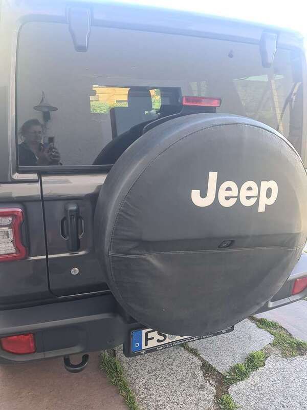 Gebraucht 2019 Jeep Wrangler Unlimited Sahara SUV | 42.000 € - Bild 1/4