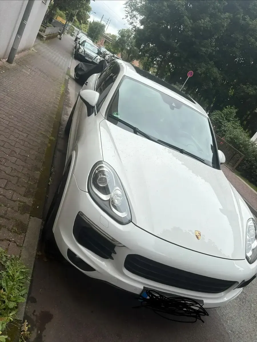 Gebraucht Porsche Cayenne 262 PS (192 kW) 2016 Weiß SUV