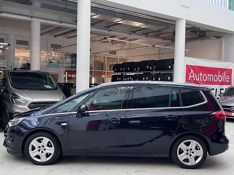 Gebraucht Opel Zafira Tourer Innovation 136 PS (100 kW) 2018 Tiefseeblau/darkmoon blue Van / Kleinbus