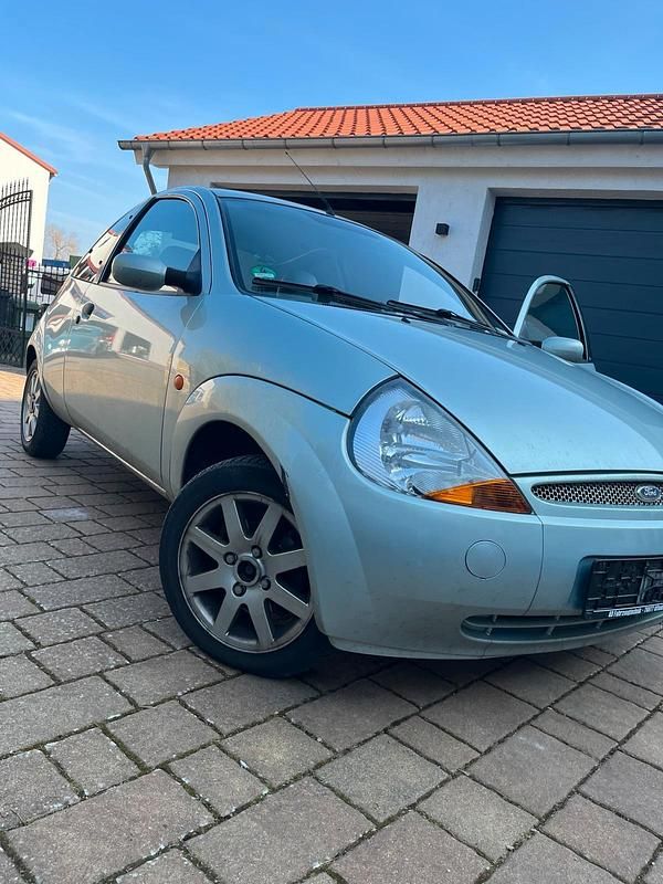 Silber Gebraucht 2003 Ford Ka Kleinwagen | 600 € (Guter Preis) - Bild 1/4