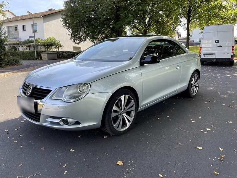 Silber Gebraucht 2007 VW Eos Cabrio | 5.600 € (Etwas zu teuer) - Bild 1/4