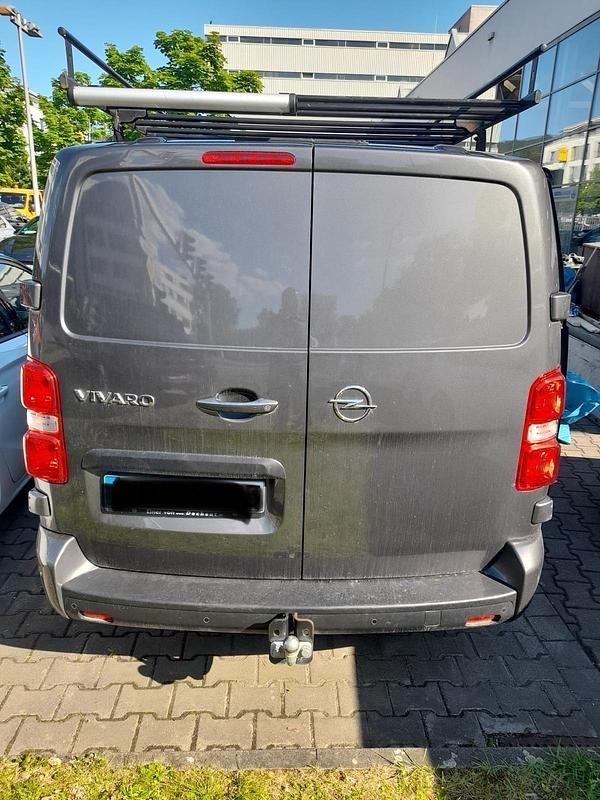Gebraucht Opel Vivaro Elegance 130 PS (95 kW) 2022 Grau Van / Kleinbus