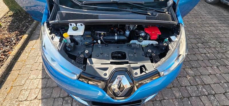 Gebraucht Renault Zoe 67 kW (92 PS) 2018 Blau Kleinwagen