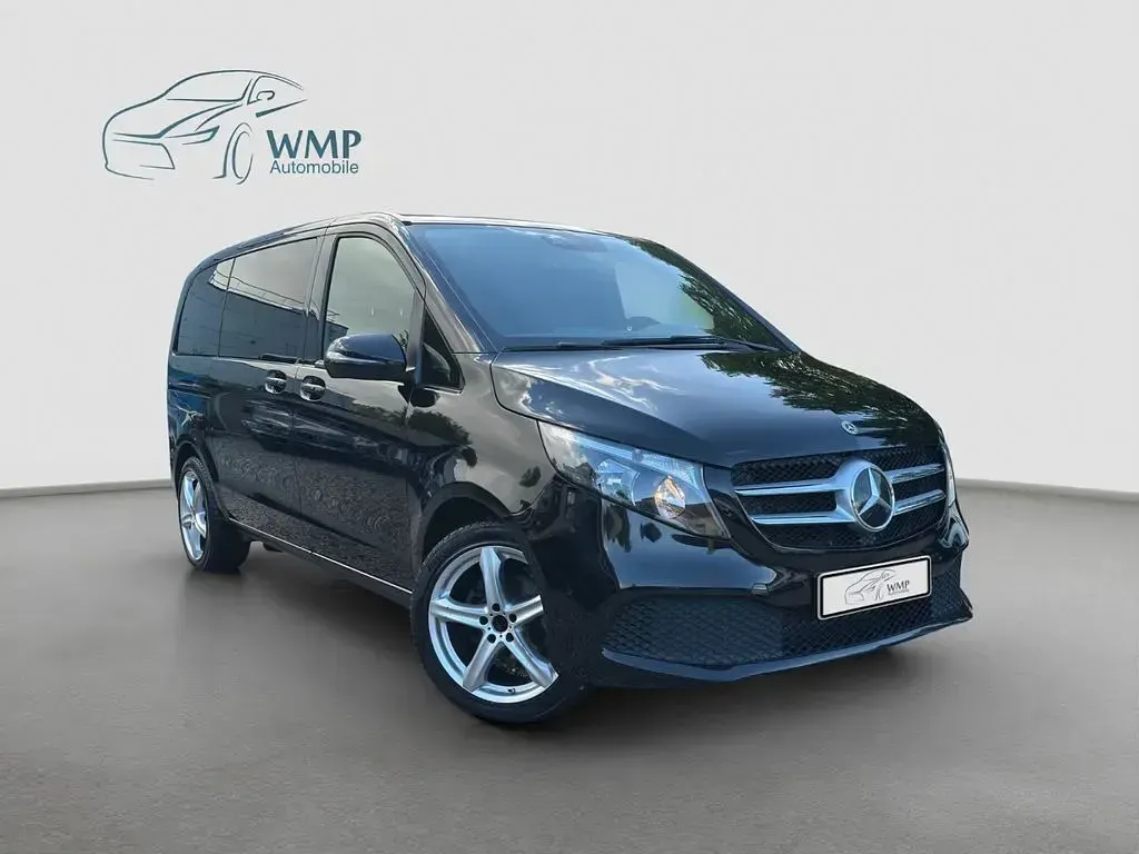 Gebraucht Mercedes V220 163 PS (119 kW) 2022 Schwarz Van / Kleinbus