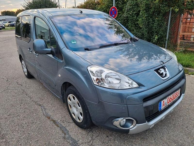 Gebraucht 2008 Peugeot Partner Tepee Van / Kleinbus | 2.200 € (Fairer Preis) - Bild 1/4
