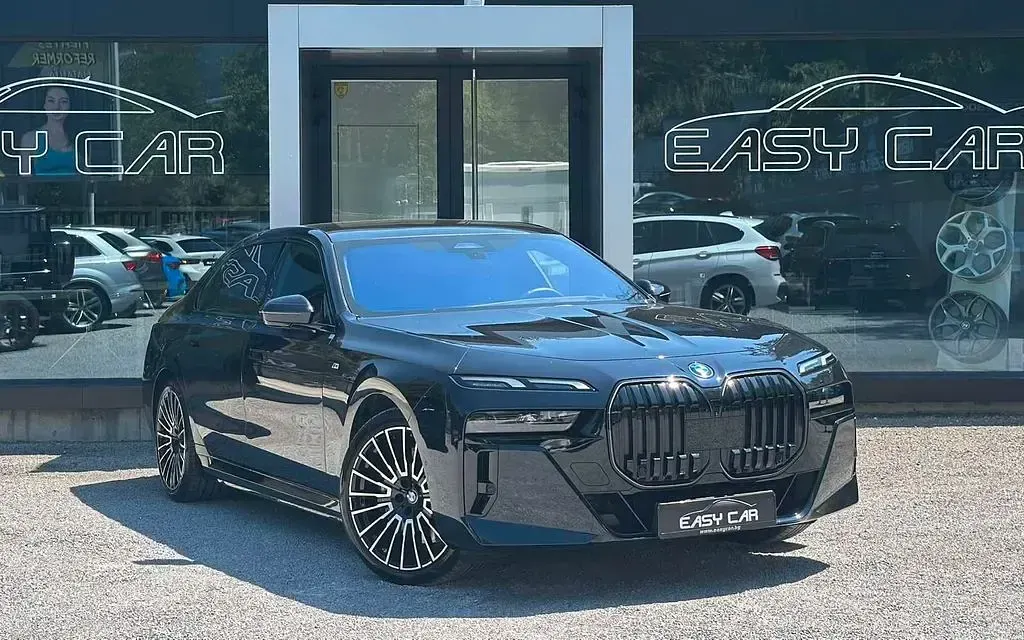 Gebraucht BMW 750e Performance 489 PS (359 kW) 2024 Schwarz Limousine
