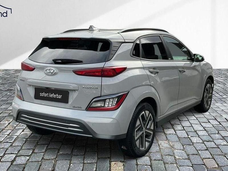 Gebraucht Hyundai Kona Trend 100 kW (136 PS) 2021 Grau SUV