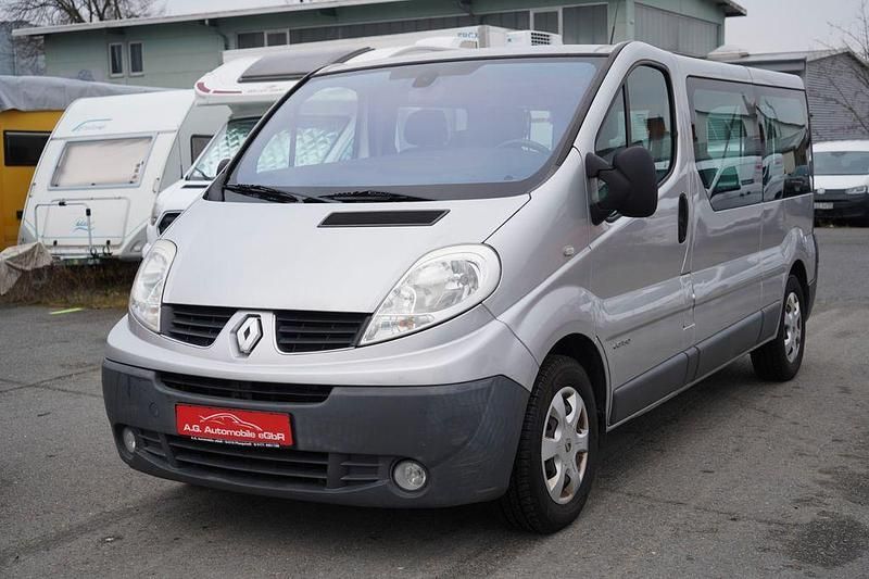 Gebraucht Renault Trafic 145 PS (106 kW) 2008 Grau Van / Kleinbus