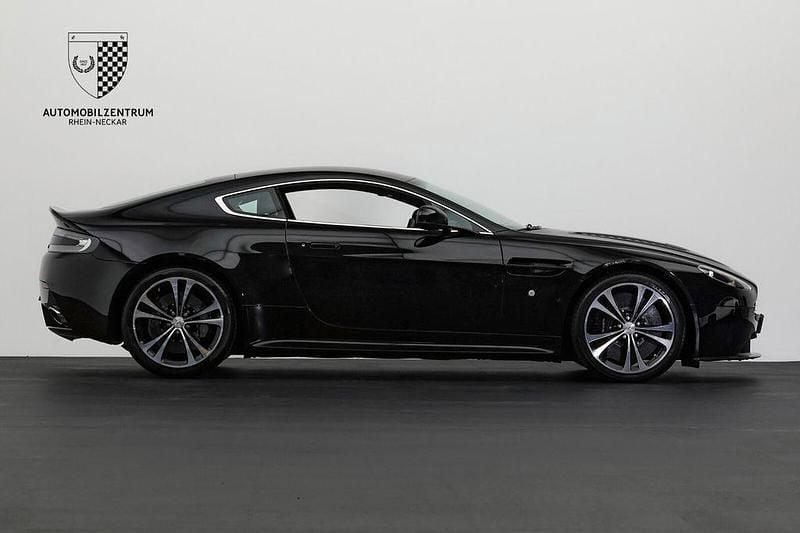 Gebraucht Aston Martin V12 Vantage 517 PS (380 kW) 2012 Schwarz Coupé