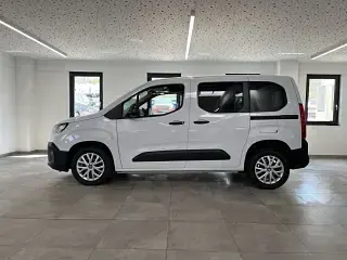 Neu Fiat Doblò 102 PS (75 kW) 2026 Gelato weiß Van / Kleinbus