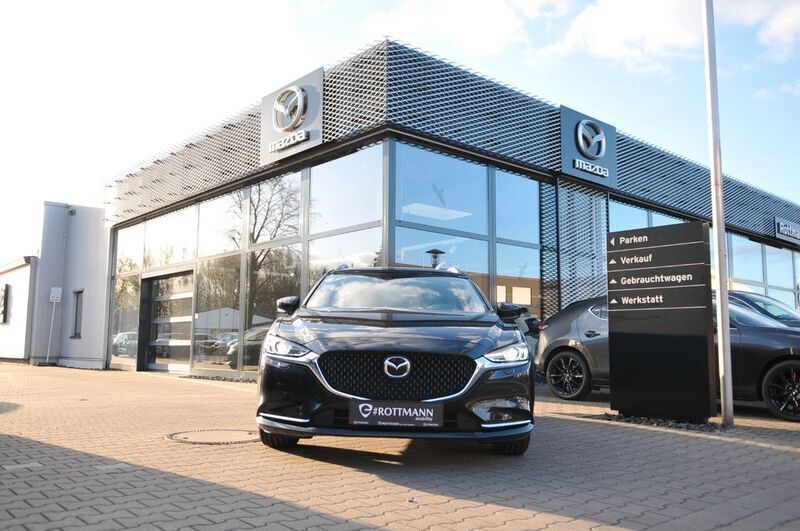 Schwarz Gebraucht 2023 Mazda 6 Center-Line Kombi | 23.800 € (Superpreis) - Bild 1/4