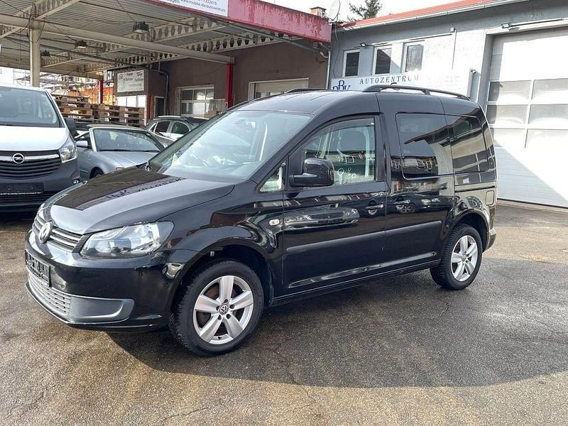 Gebraucht VW Caddy Trendline 102 PS (75 kW) 2012 Schwarz Van / Kleinbus