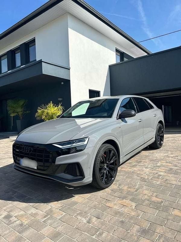 Gebraucht 2023 Audi Q8 Competition SUV | 85.500 € (Fairer Preis) - Bild 1/4