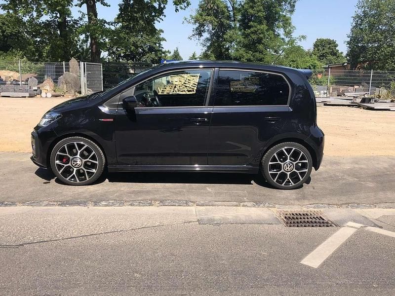 Schwarz Gebraucht 2018 VW up! GTI Kleinwagen | 13.749 € (Fairer Preis) - Bild 1/4