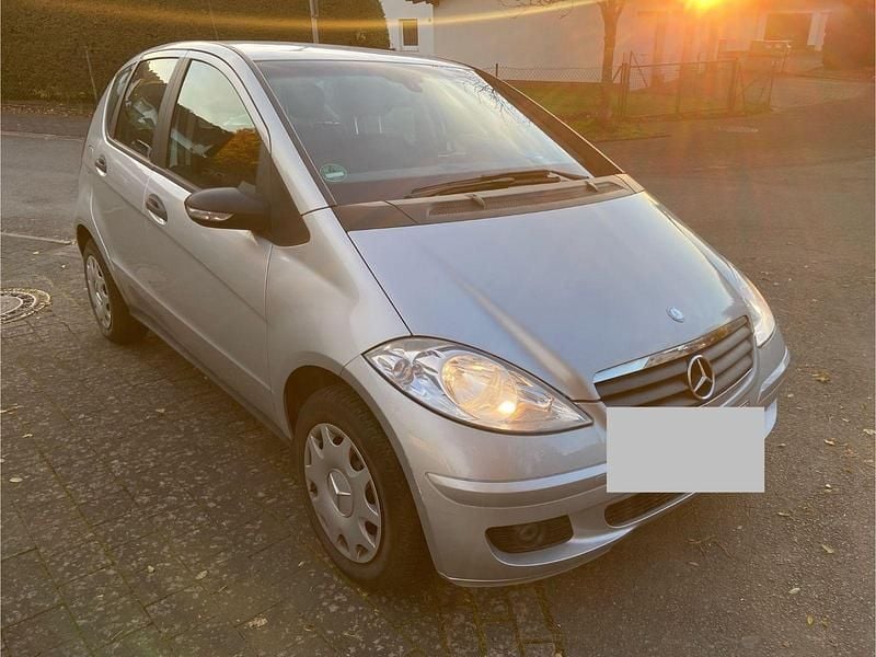 Silber Gebraucht 2007 Mercedes A150 Kombi | 3.999 € (Guter Preis) - Bild 1/4