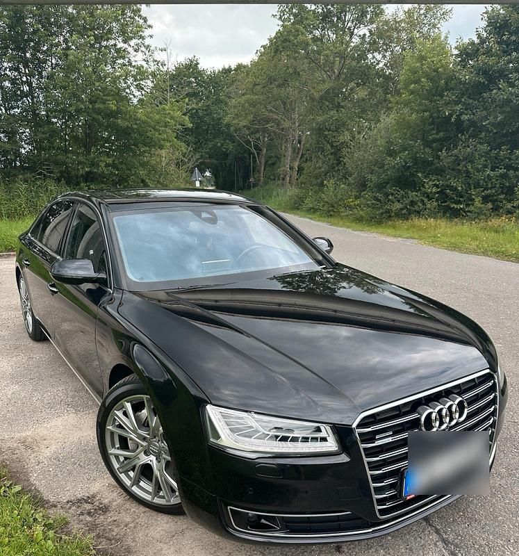 Schwarz Gebraucht 2014 Audi A8L Limousine | 25.400 € (Teuer) - Bild 1/4