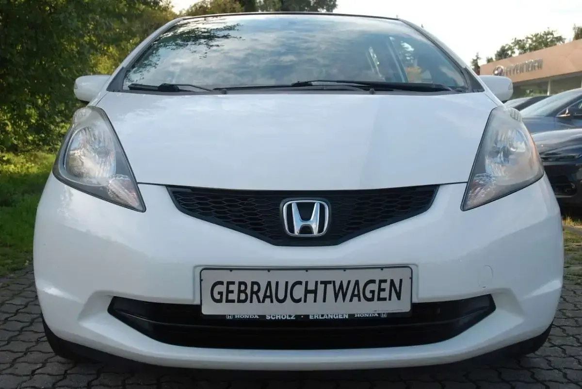 Gebraucht Honda Jazz Comfort 99 PS (72 kW) 2008 Weiß Kleinwagen