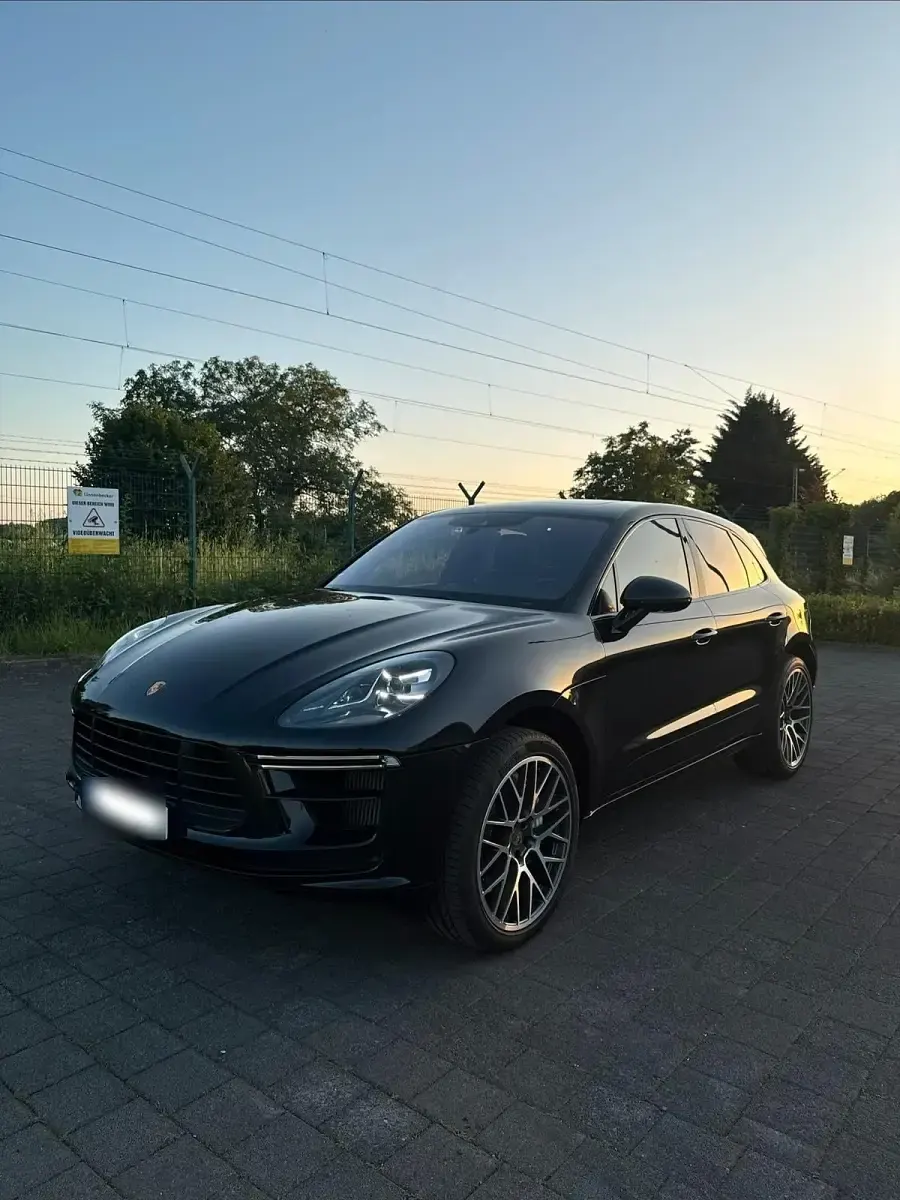 Gebraucht Porsche Macan 441 PS (324 kW) 2020 Schwarz SUV