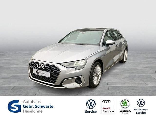 Florettsilber metallic (metallic) Gebraucht 2024 Audi A3 Advanced Limousine | 26.930 € (Fairer Preis) - Bild 1/4