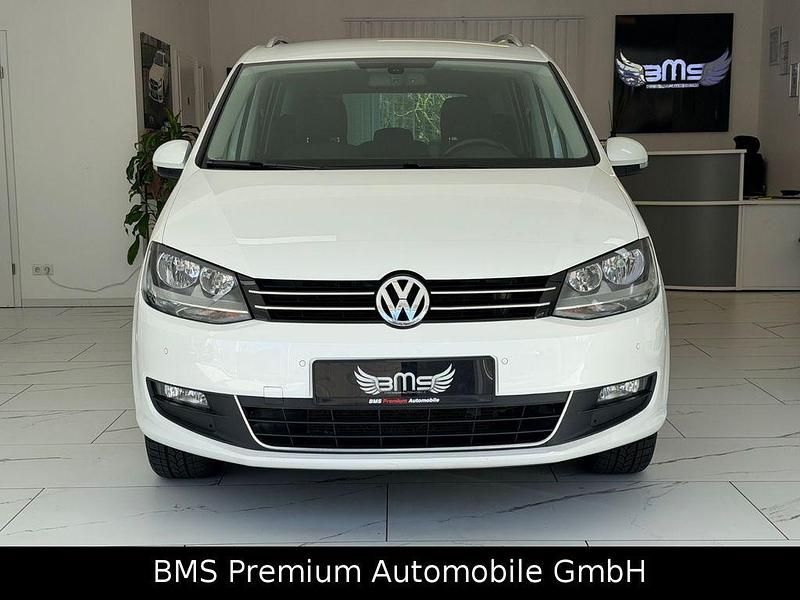 Gebraucht VW Sharan Life 140 PS (102 kW) 2014 Weiß Van / Kleinbus
